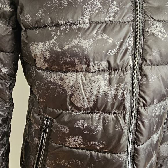 Women's Black Puffer Jacket - Picture 2 of 7